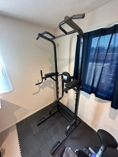 懸垂やトレーニングに！ぶら下がり健康器具