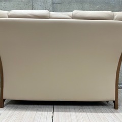 カリモク チターノ ソファの画像