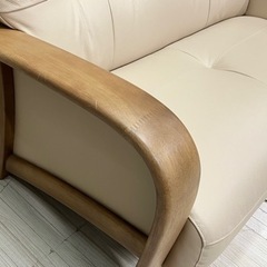 カリモク チターノ ソファの画像