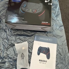 新品とジャンク　コントローラー　Switch PC対応　充電ケーブル付きの画像
