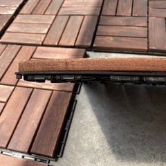 IKEA フロアデッキ　バラ売り可能　18個　ウッド　屋外用　RUNNEN ルッネンの画像