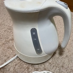 値下げ　電気ケトル　アイリスオーヤマ