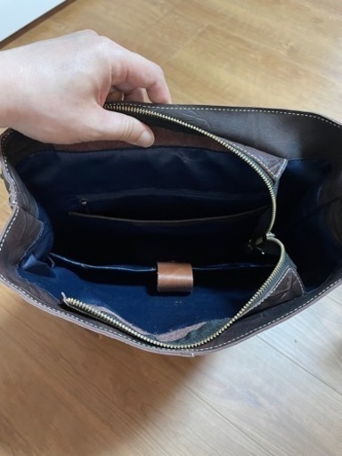新品本革リュック