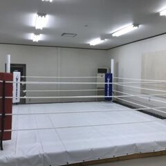 ボクシングジムのトレーナーを募集