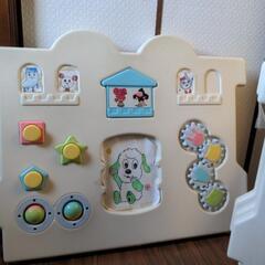 ベビーサークルの画像