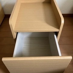 【新品】デスクワゴン　ホワイトウォッシュ