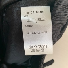 しまむら　プリーツワイドパンツ　Lサイズ　黒の画像