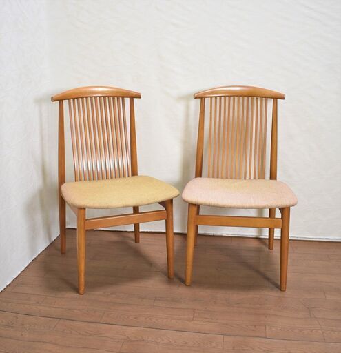 【ヤ取終了12/28】≪zyj982ジ≫飛騨産業 ダイニングチェア 2脚/セット アームレスチェア 木製 キツツキマーク イス/椅子 家具/インテリア 現状品 50428-04