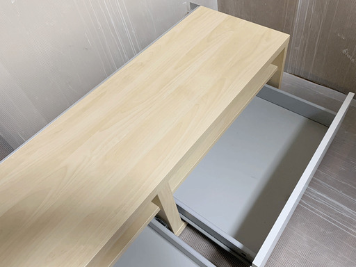 IKEA/イケア BESTA/ベストー ロータイプ テレビ台/テレビボードを、直接引き取りに来て頂ける方に、5,000円でお譲りいたします。