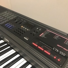 CASIO CTK-550 キーボードの画像