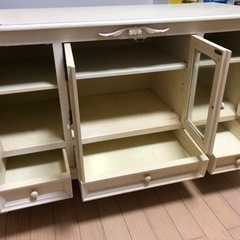 カントリーカウンター家具の画像