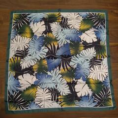 シルクスカーフ