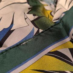 シルクスカーフの画像