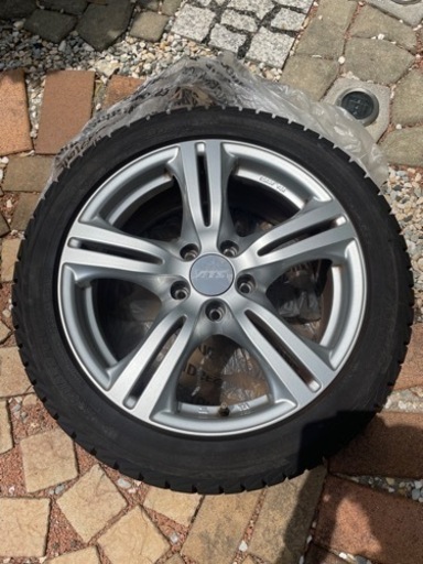 アウディ用　スタッドレス&ホイールセット17インチ