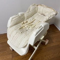 ハイローチェアー　アップリカ【テーブル付】の画像