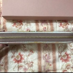 miumiu ミュウミュウ 長財布 MADRAS CAT PETALO ネコの画像