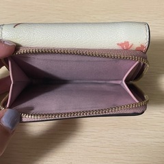 COACH コーチ 三つ折り財布 ミニ財布 ピンク 白 花の画像
