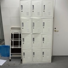 12棚スチールロッカー　　難あり