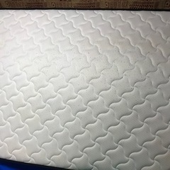 セミダブルベットの画像