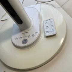 TOSHIBA 扇風機の画像
