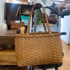 No 5330 バック 木製のバック コンパクトサイズです！ 【...