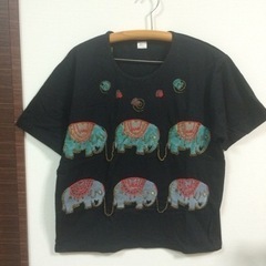 バリで購入した像のTシャツの画像