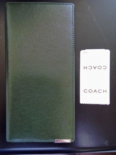 COACH スペイン製　長財布　深緑　新品未使用　美品