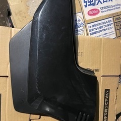 gsx250e?ゴキ? ザリ？外装セット、サイドカバー、テールカウル、フェンダー状態よしの画像