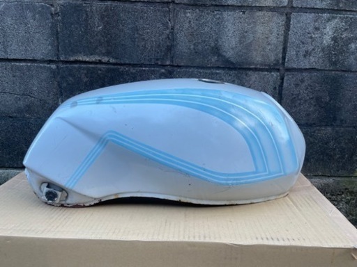 gsx250e ゴキ？ザリ？タンク