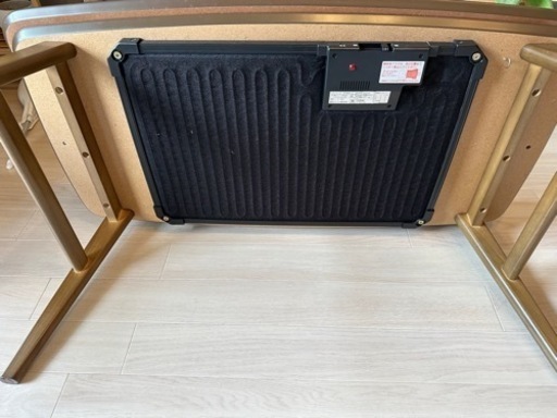 美品　ローテーブル（コタツ機能付き）