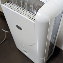 日立　除湿器　Hitachi HJS-8L