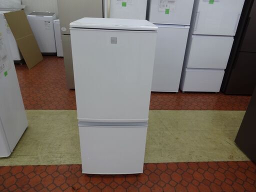 ID 344631　２ドア　シャープ　137L　２０１７年製　SJ-14E4-KW