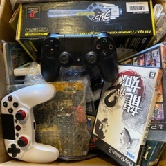 ps4コントローラやゲーム部品ソフトなど【お値引きも出来ます！】