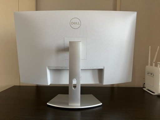 Dell S3221QS 31.5インチ 4K モニター