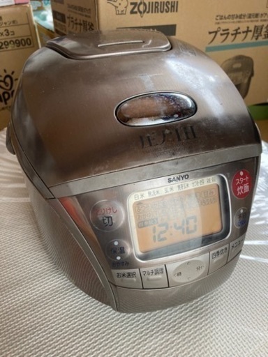 SANYO  サンヨー　炊飯器　家庭用圧力がま　5合炊き