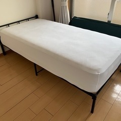 シングルベッドフレームの画像