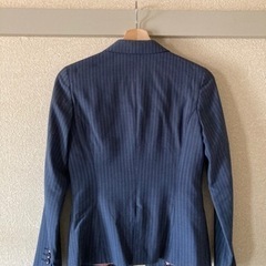 レディーススーツ　ONLY 9号　オールシーズン　ブルーグレーの画像