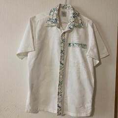 かりゆしウエア　メンズMサイズ　白