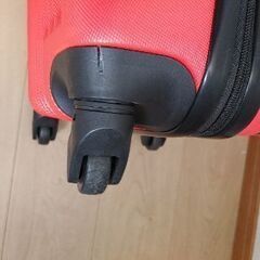 1度使用のスーツケース Mサイズの画像