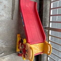 滑り台　