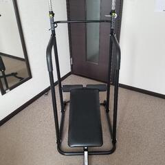 懸垂器 腹筋マシーン付き