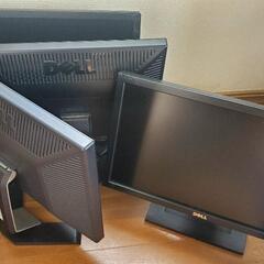パソコンのモニターまとめてどうぞ！