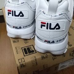新品FILAスニーカー28cmの画像