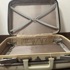 スーツケース　レトロ　の画像