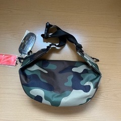 マーベル　ウエストバッグの画像