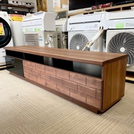 【超美品‼️】デザイナーズ家具のモダン 180cm幅ローボード テレビ台 収納家具 アルダー無垢材 ブロック木目調ブラウン♪