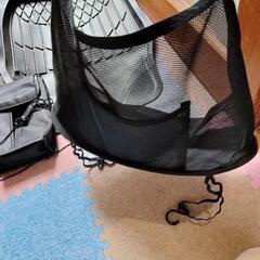車のマット、取り付け収納の画像