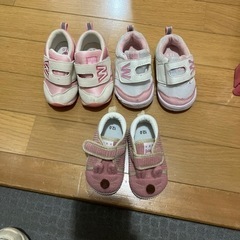 西松屋　12センチ　スニーカー
