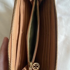 トリイバーチ　長財布の画像