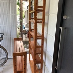 本棚、CD、DVD用棚の画像